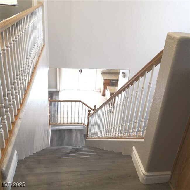 Building Photo - 5055 Lime Kiln Ave