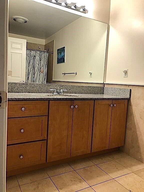 Building Photo - 234 Cypress St