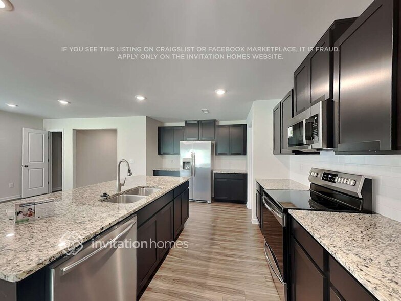 Building Photo - 2307 Pebble Close Ct