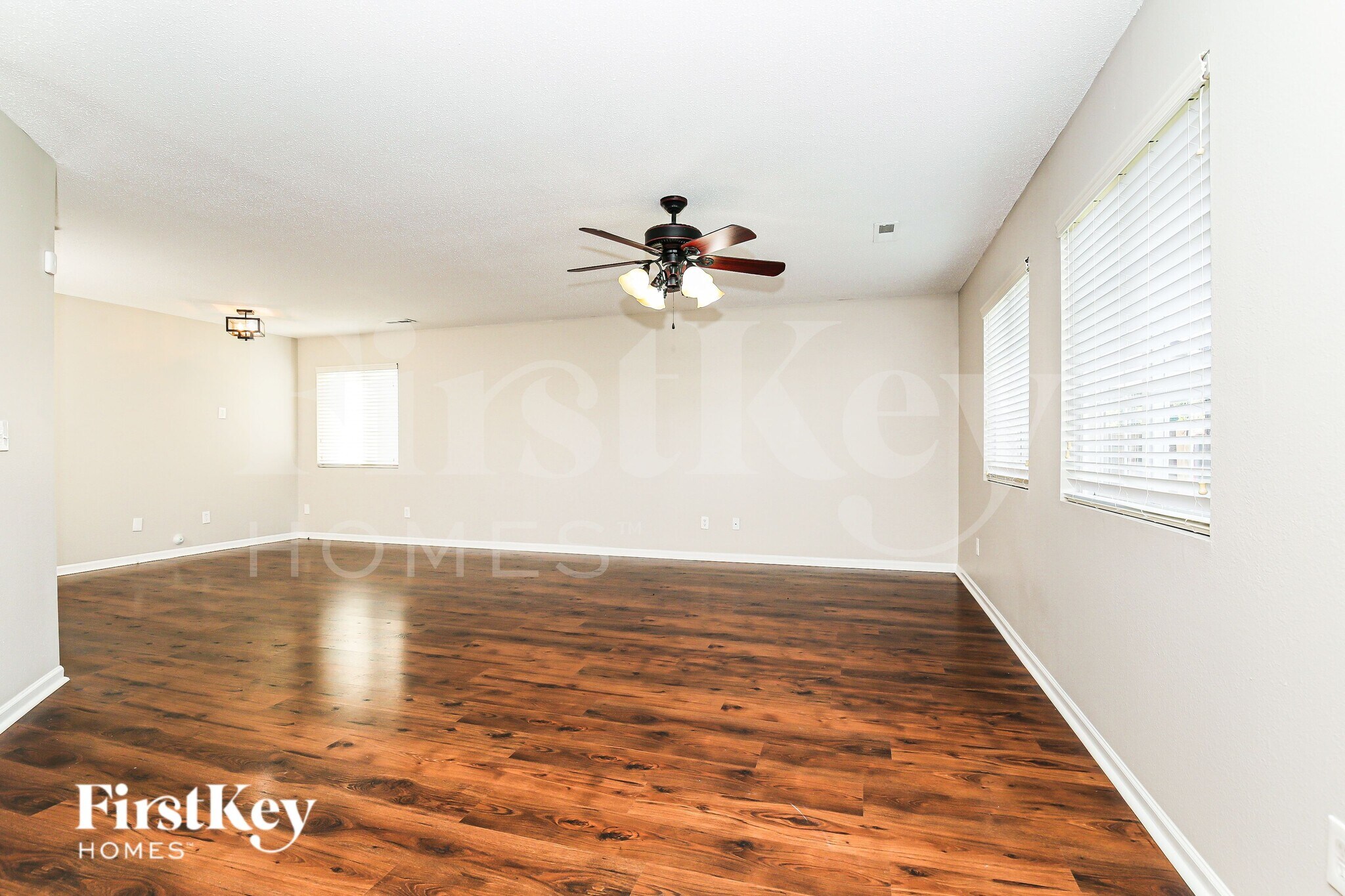 Building Photo - 5004 Emberly Dr