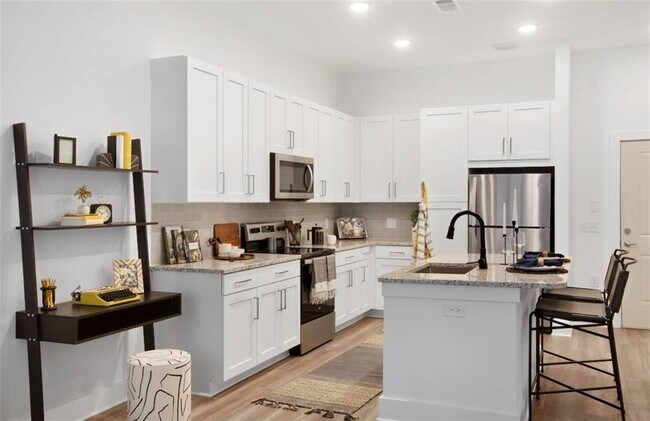 Building Photo - 4270 Phil Niekro Pkwy