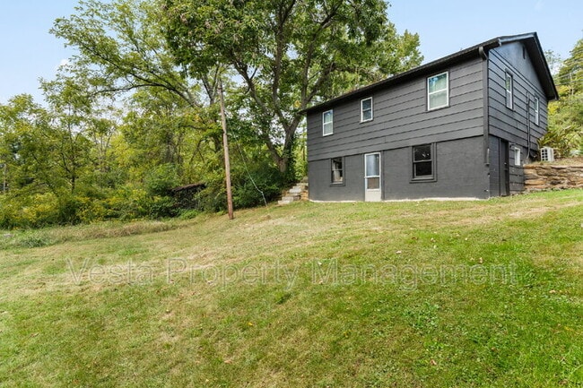 Building Photo - 435 Reems Creek Rd