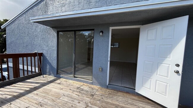 Building Photo - 10 N Crossings Cir