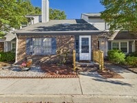 Building Photo - 121 Tidal Dr