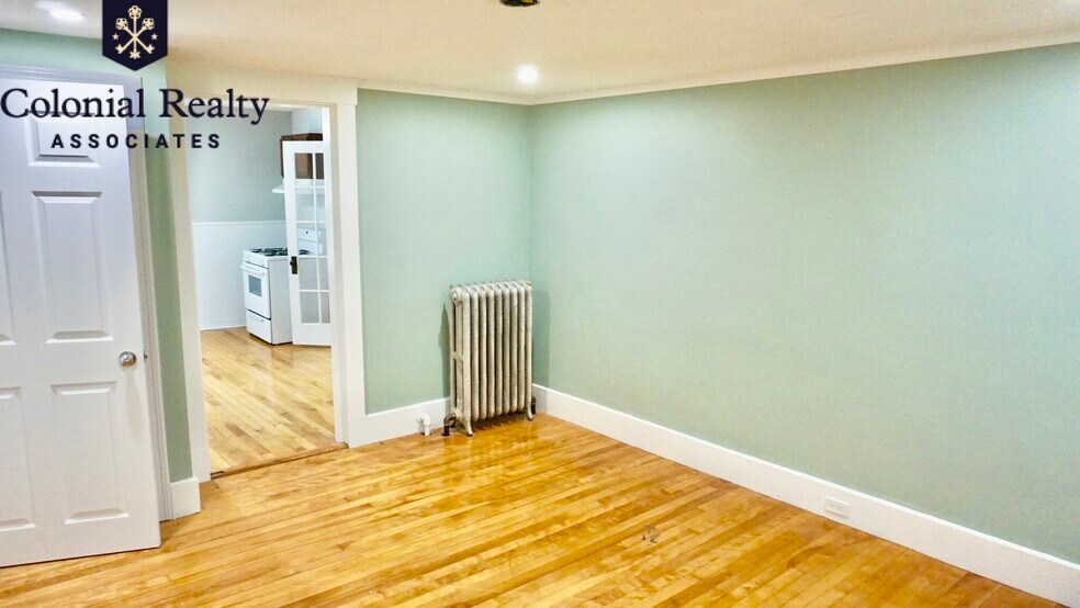 Building Photo - 153 Palfrey St