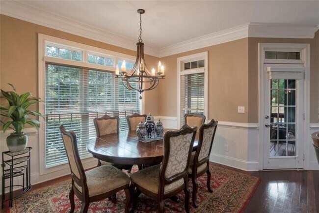 Building Photo - 415 Oxmoor Lake Dr