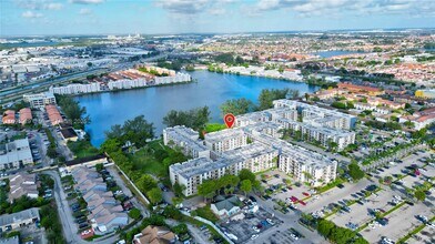 Building Photo - 10000 NW 80th Ct