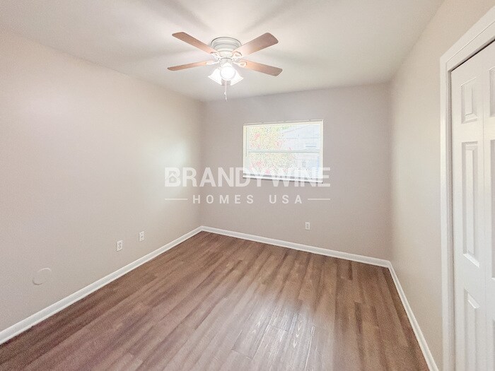 Building Photo - 318 Terrace Dr