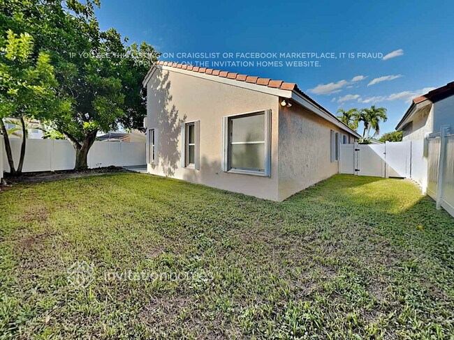 Building Photo - 18216 SW 4th St