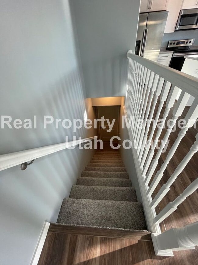 Building Photo - 310 E 300 S