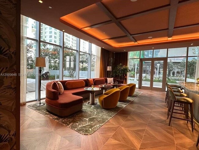 Building Photo - 77 SE 5th St