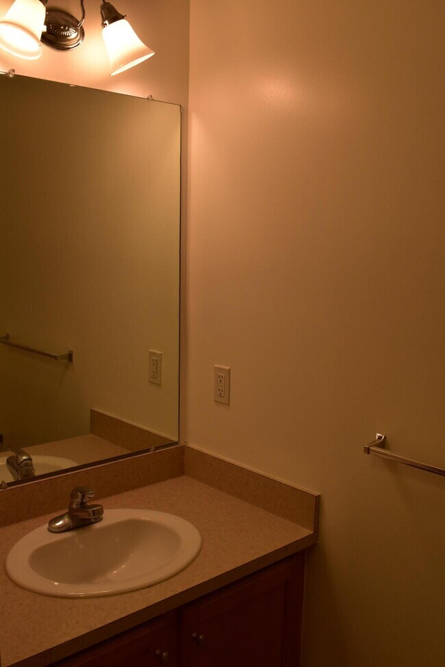 Building Photo - 39696 Rockcrest Ln