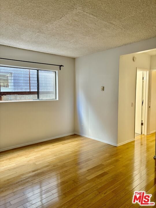 Building Photo - 2425 Ocean Ave