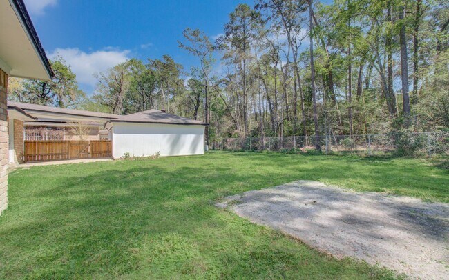 Building Photo - 2540 River Ridge