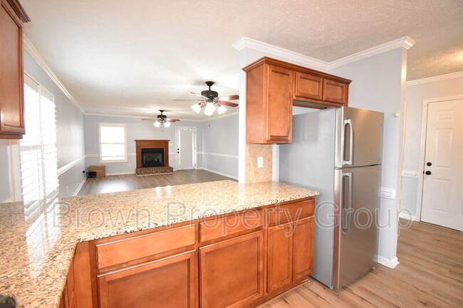 Building Photo - 5624 Middlefield Pl