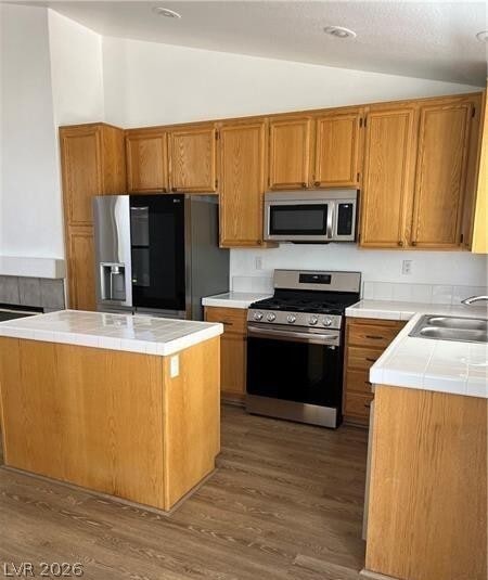 Building Photo - 1807 Desert Sage Ave