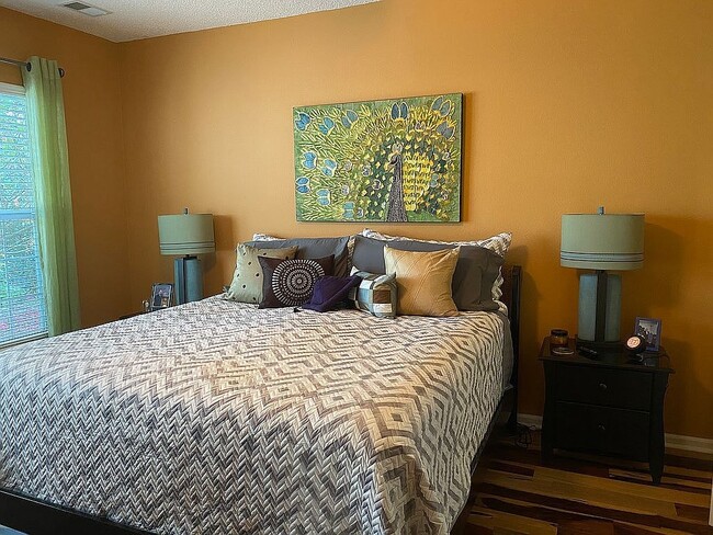 Building Photo - 27 Lacebark Ln