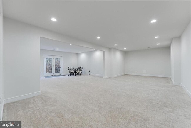 Building Photo - 23765 Fairfield Knl Ct