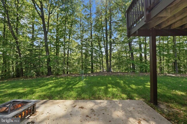 Building Photo - 34 Westhampton Ct