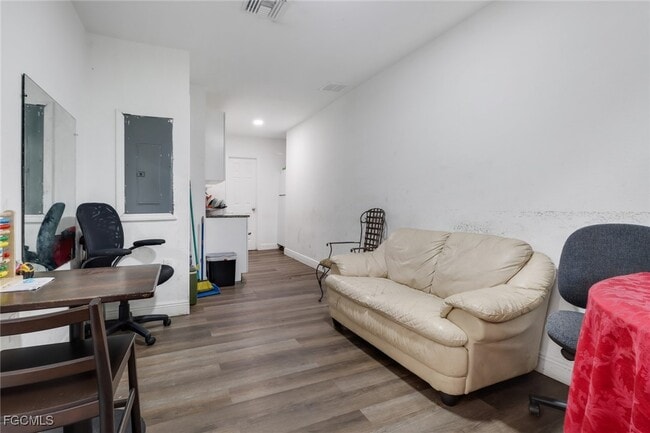 Building Photo - 4180 Sabal Ln