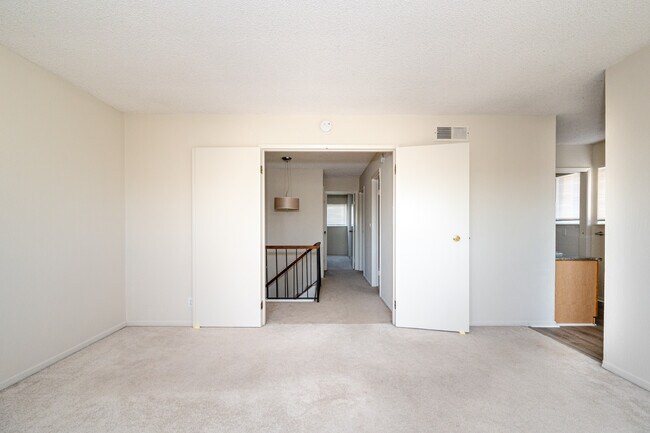 Building Photo - 1034 Shoal Dr