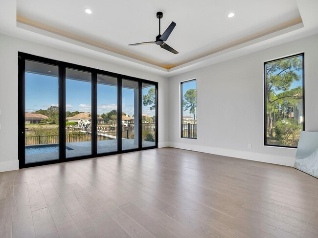 Building Photo - 330 Kelly Plantation Dr