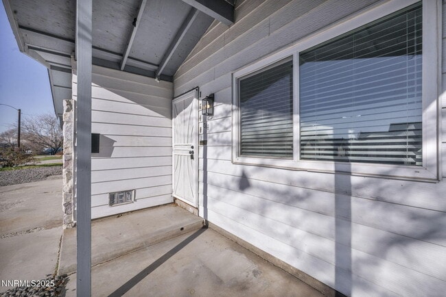 Building Photo - 1640 York Wy