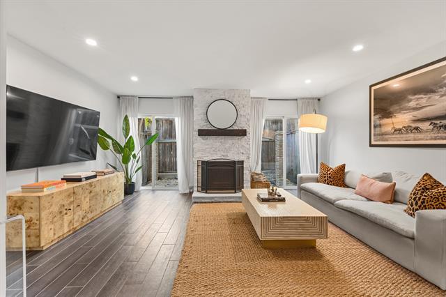 Building Photo - 4306 Buena Vista St