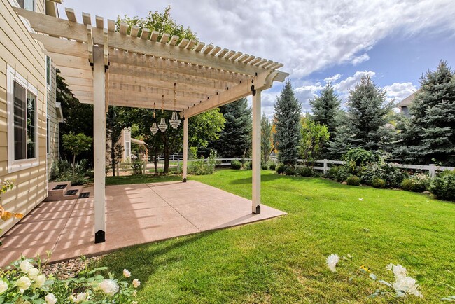 Building Photo - Absolutely Stunning 4 Bedroom Home in Mariana Butte