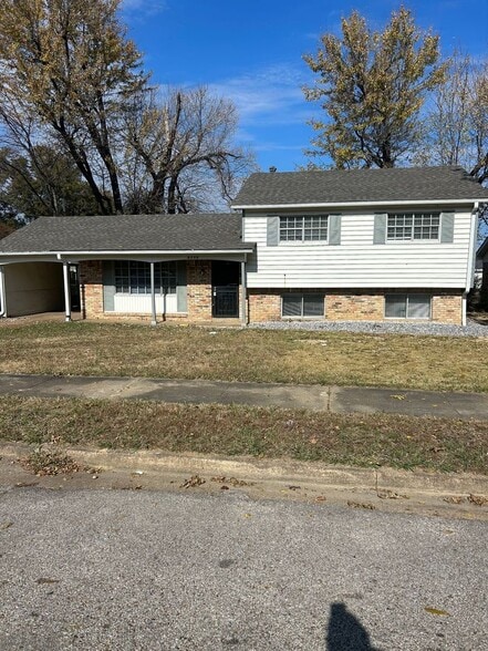 Primary Photo - 4558 Almo Ave