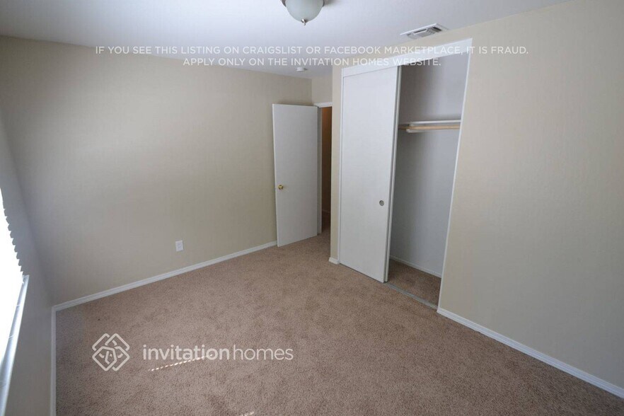 Building Photo - 5437 Burr Oak Way