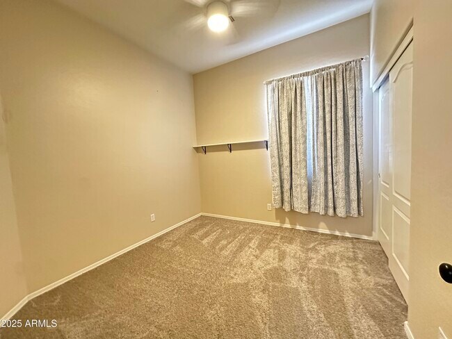 Building Photo - 8760 W Adam Ave