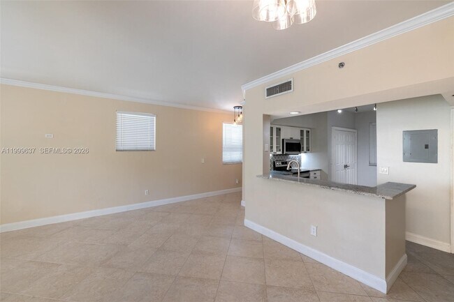 Building Photo - 3255 NE 184th St