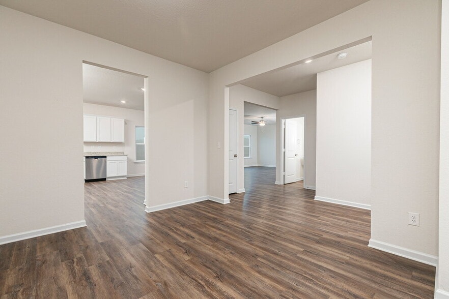 Building Photo - 1436 Sodbuster Dr