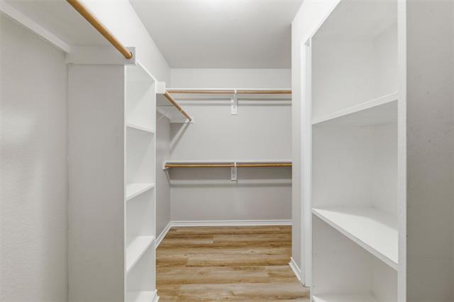 Building Photo - 1720 Avonlea Dr