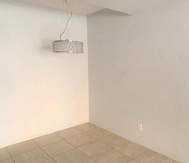 Building Photo - 14145 N 92nd St