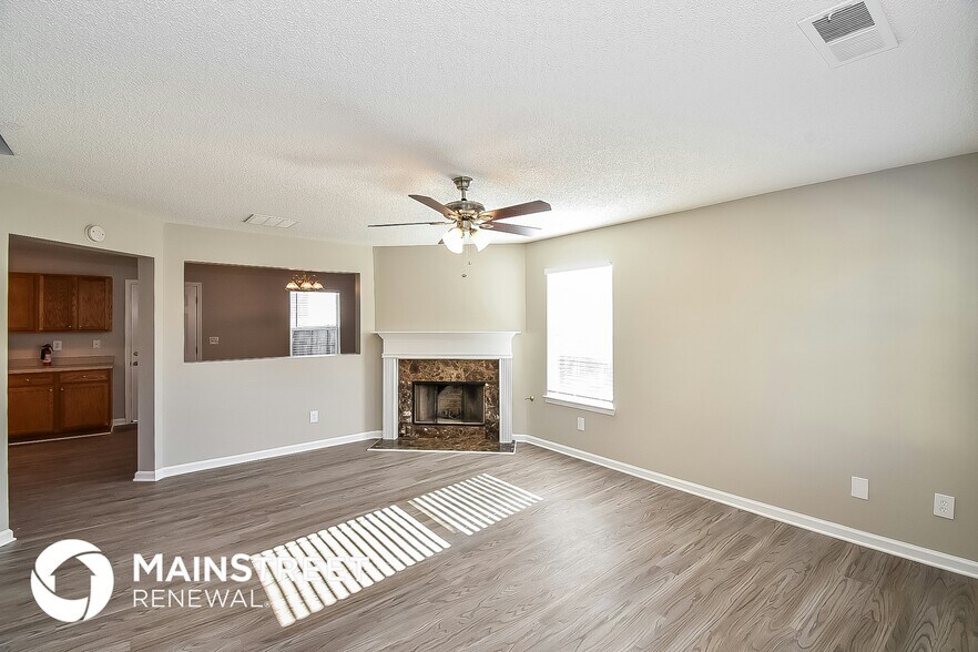 Building Photo - 3146 Redwood Run