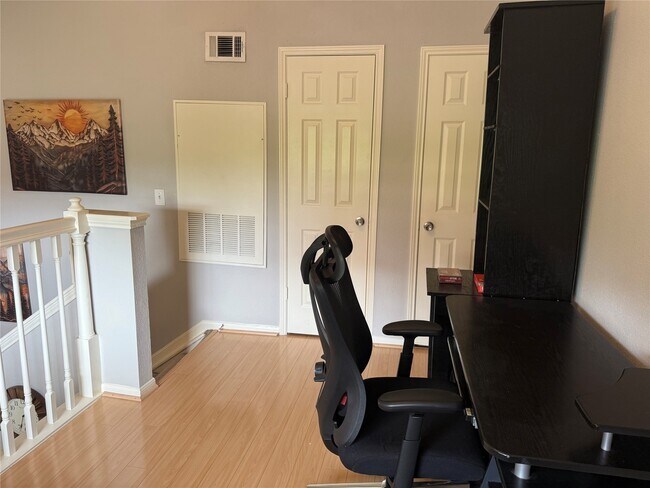 Building Photo - 2300 Old Spanish Trl