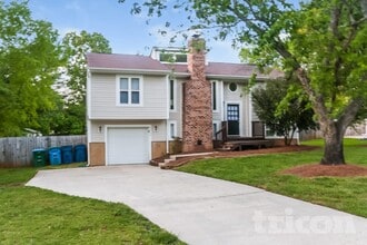Building Photo - 5820 Leatherwood Ln
