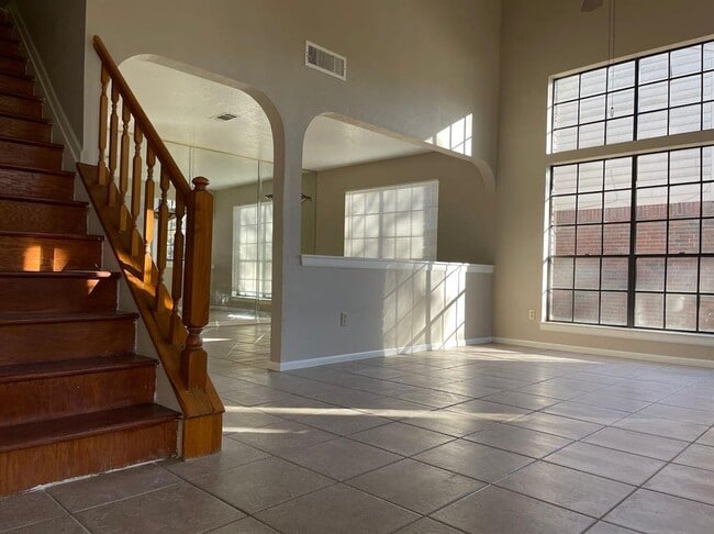 Building Photo - 88 W Rainbow Ridge Cir