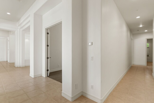 Building Photo - 22463 N 54th St