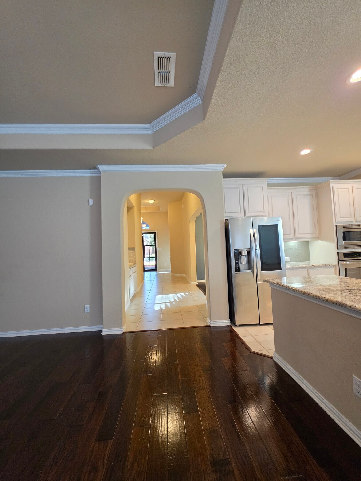 Building Photo - 430 Brookdale Dr