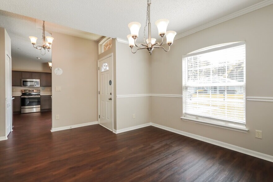 Building Photo - 282 Turtle Dove Dr