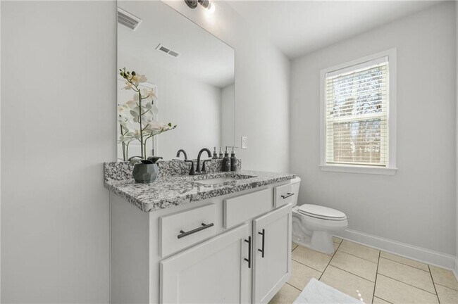 Building Photo - 967 Allegro Park