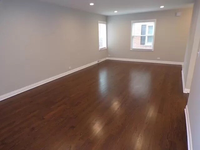 Building Photo - 776 Green Bay Rd