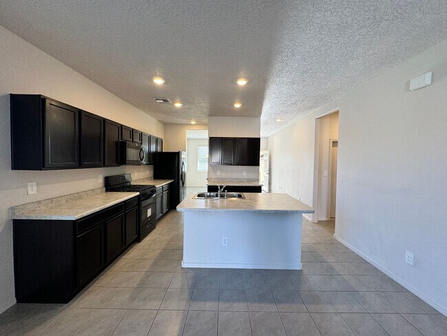 Building Photo - 771 Prairie Sage Ct SW