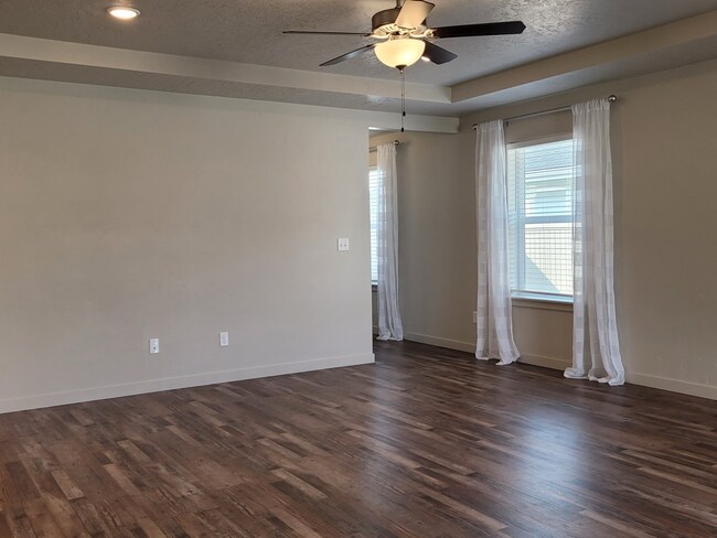 Building Photo - 17948 Ryans Ridge Ave