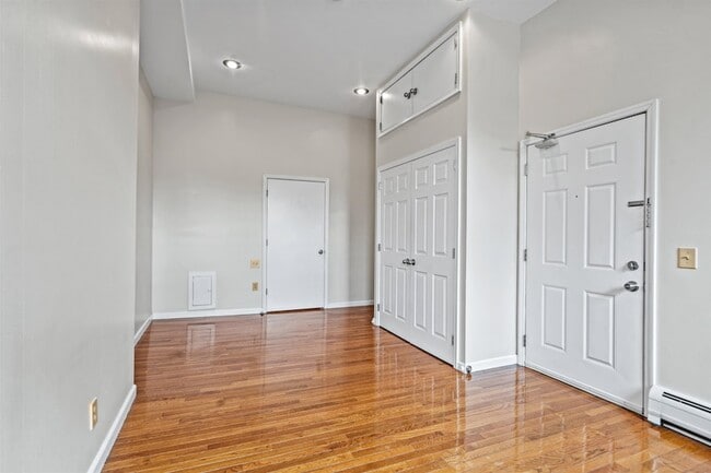 Building Photo - 800 Ocean Ave