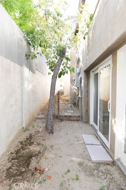 Building Photo - 244 Spencer St