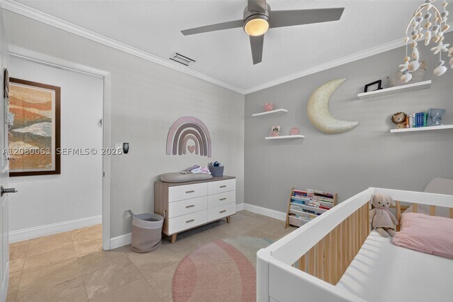 Building Photo - 14220 SW 86th Ave